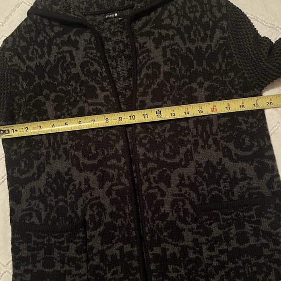 Y2K Open Front Cardigan Black Grey Purple Print Sz M Pockets Ribbed Collar Cozy - Picture 5 of 9